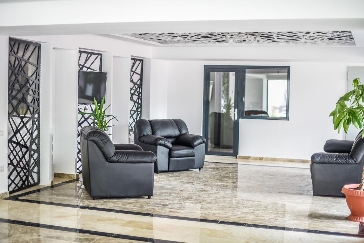 Sns Apartament In Vila Sophia Мамая Екстер'єр фото