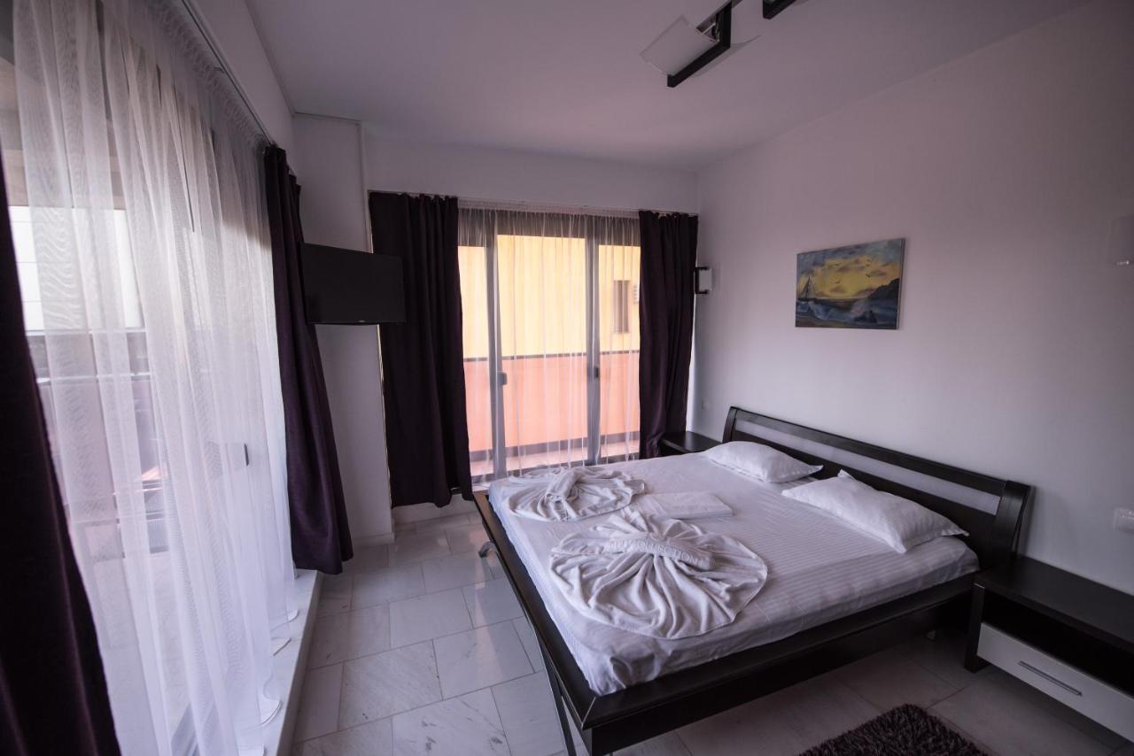 Sns Apartament In Vila Sophia Мамая Екстер'єр фото