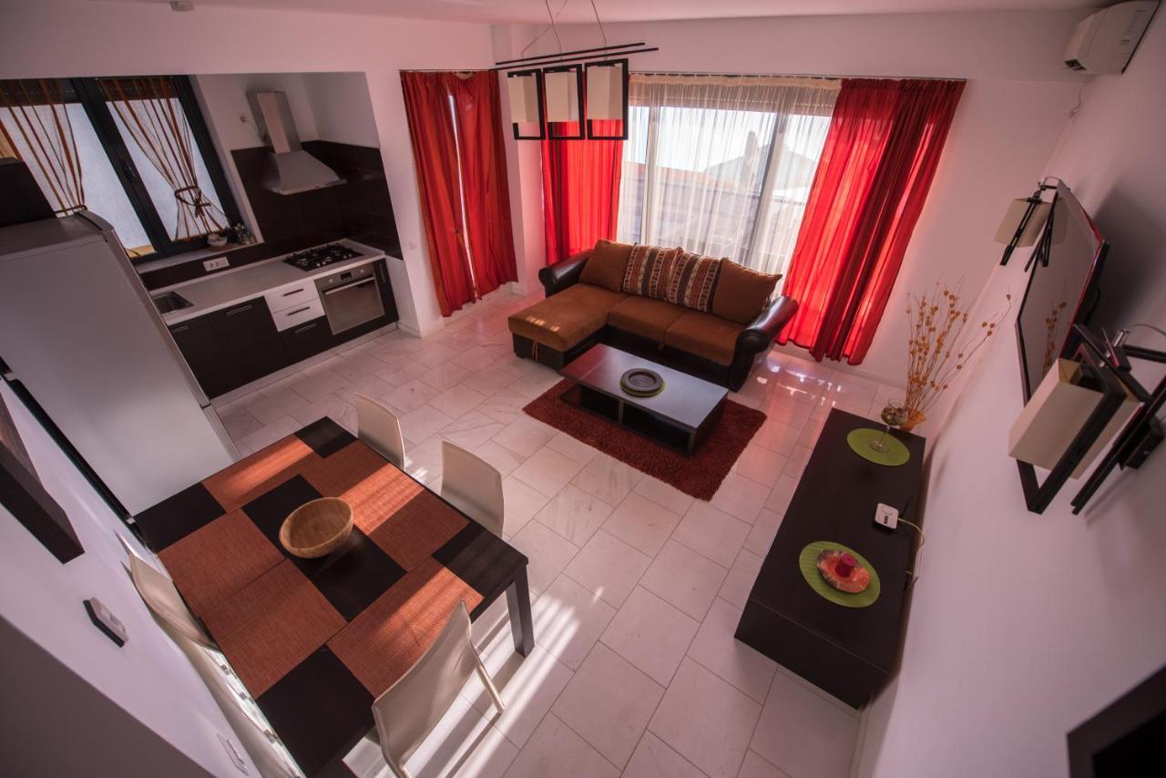 Sns Apartament In Vila Sophia Мамая Екстер'єр фото