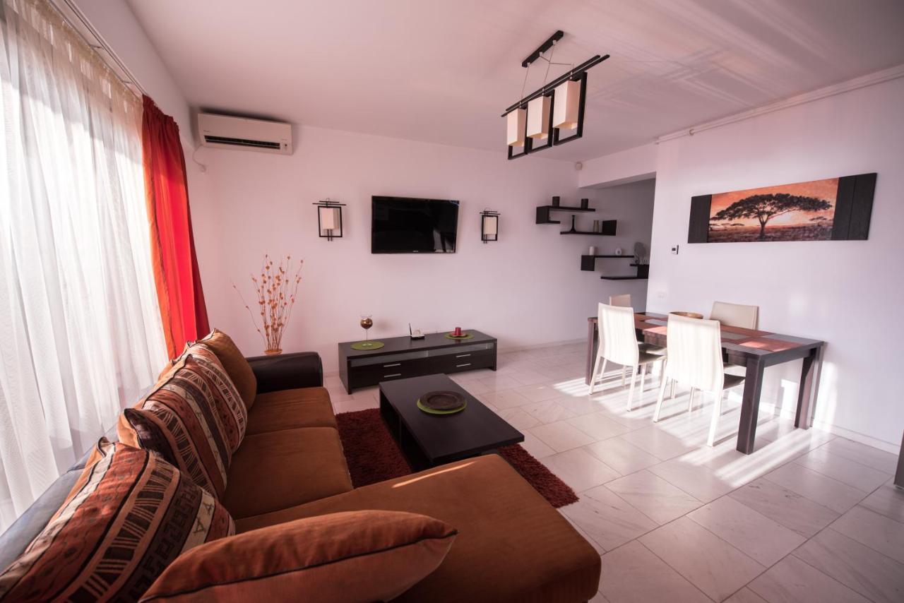 Sns Apartament In Vila Sophia Мамая Екстер'єр фото